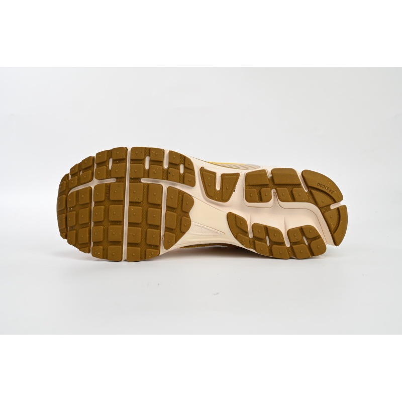 Nike Air Zoom Vomero 5 Beige Green FQ6868-181