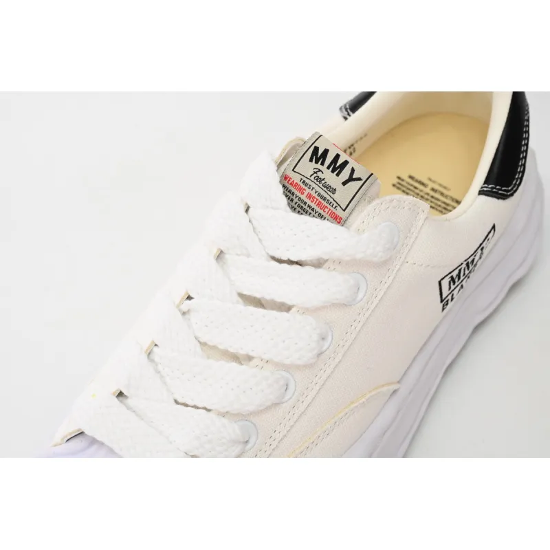 Mihara Yasuhiro White And All White And Black Tail NO.763