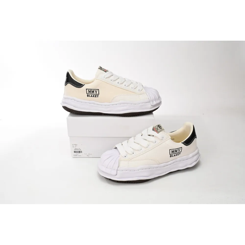 Mihara Yasuhiro White And All White And Black Tail NO.763