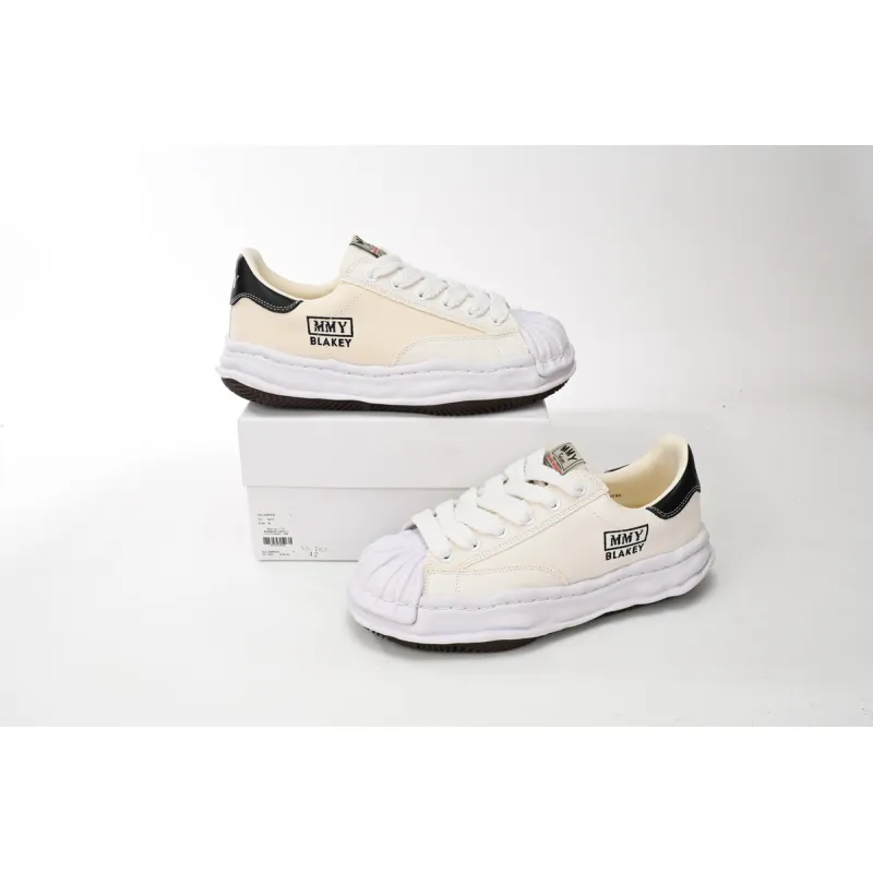 Mihara Yasuhiro White And All White And Black Tail NO.763