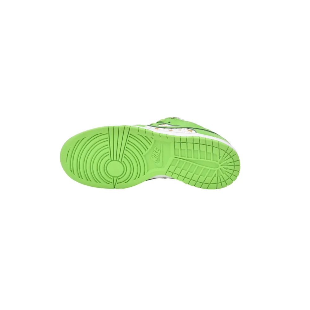 Supreme x Nike SB Dunk Low "Green Stars” DH3228-101 