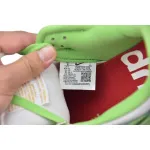 Supreme x Nike SB Dunk Low "Green Stars” DH3228-101 