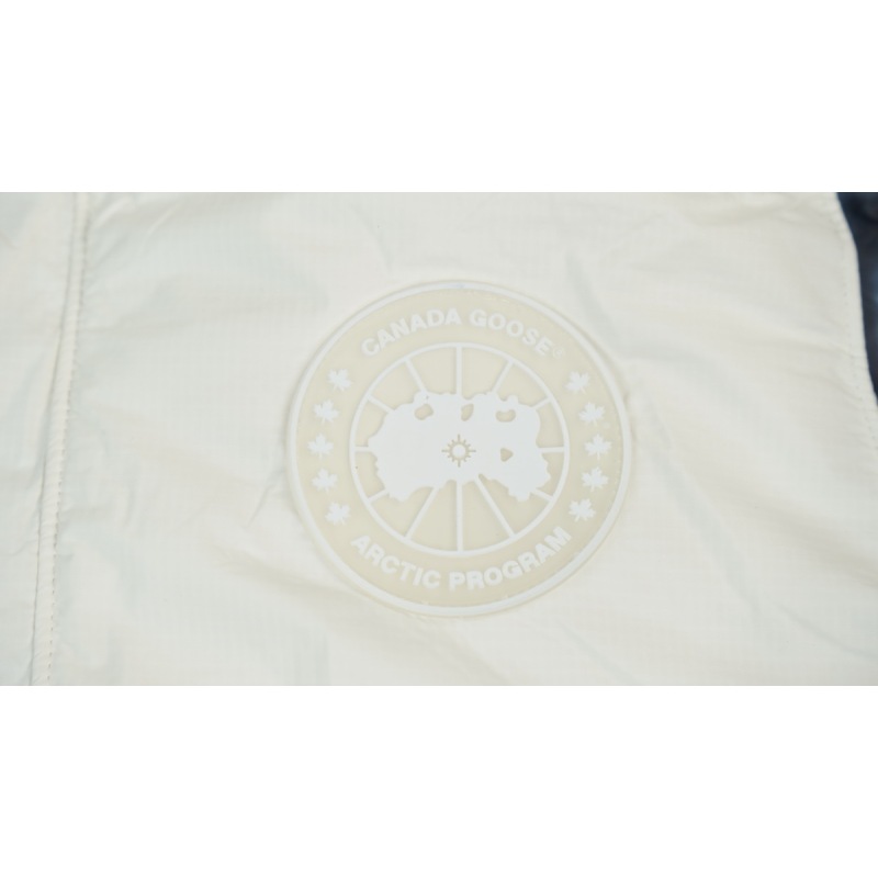 CANADA GOOSE White