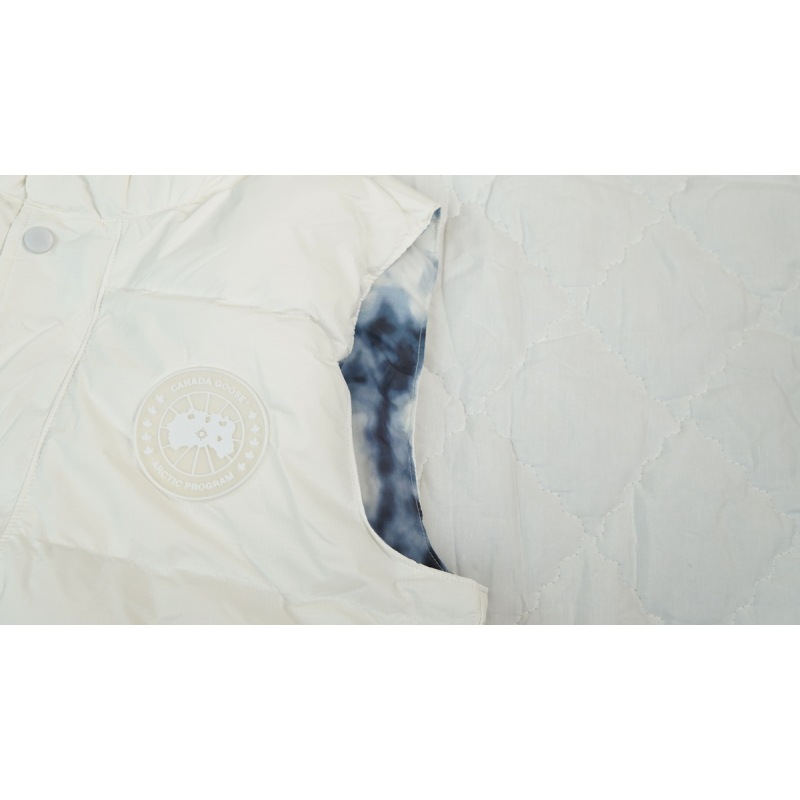 CANADA GOOSE White