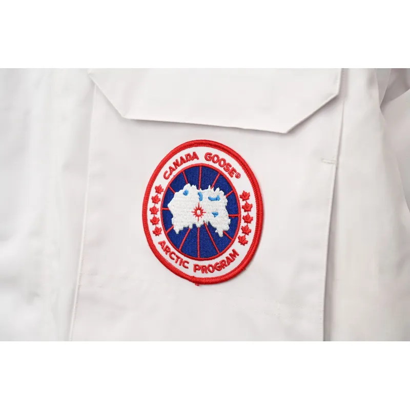 CANADA GOOSE Off White（down jacket）