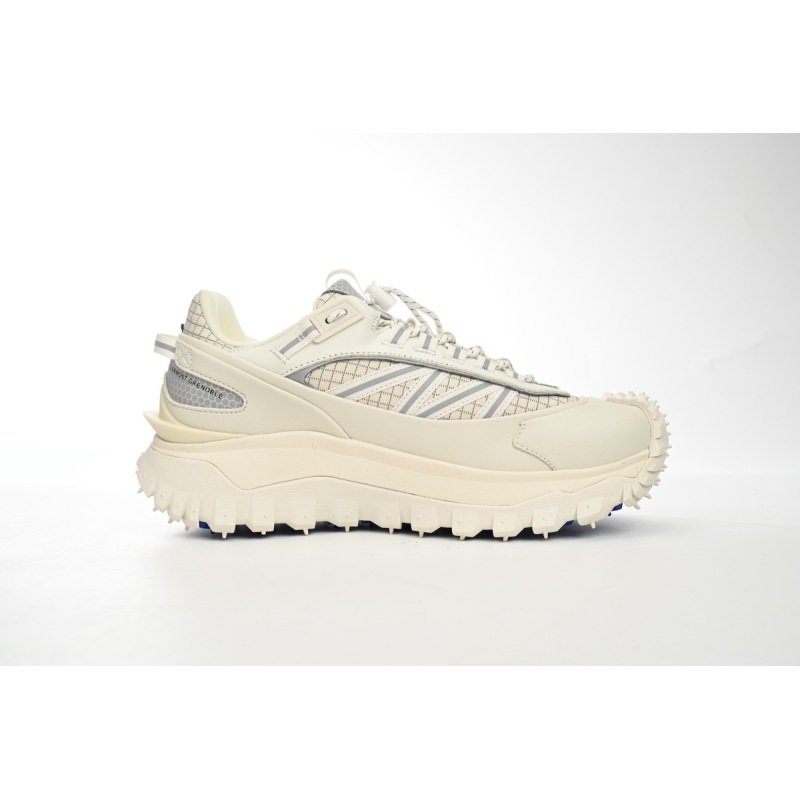 Moncler White 109A4 M00350 M2056