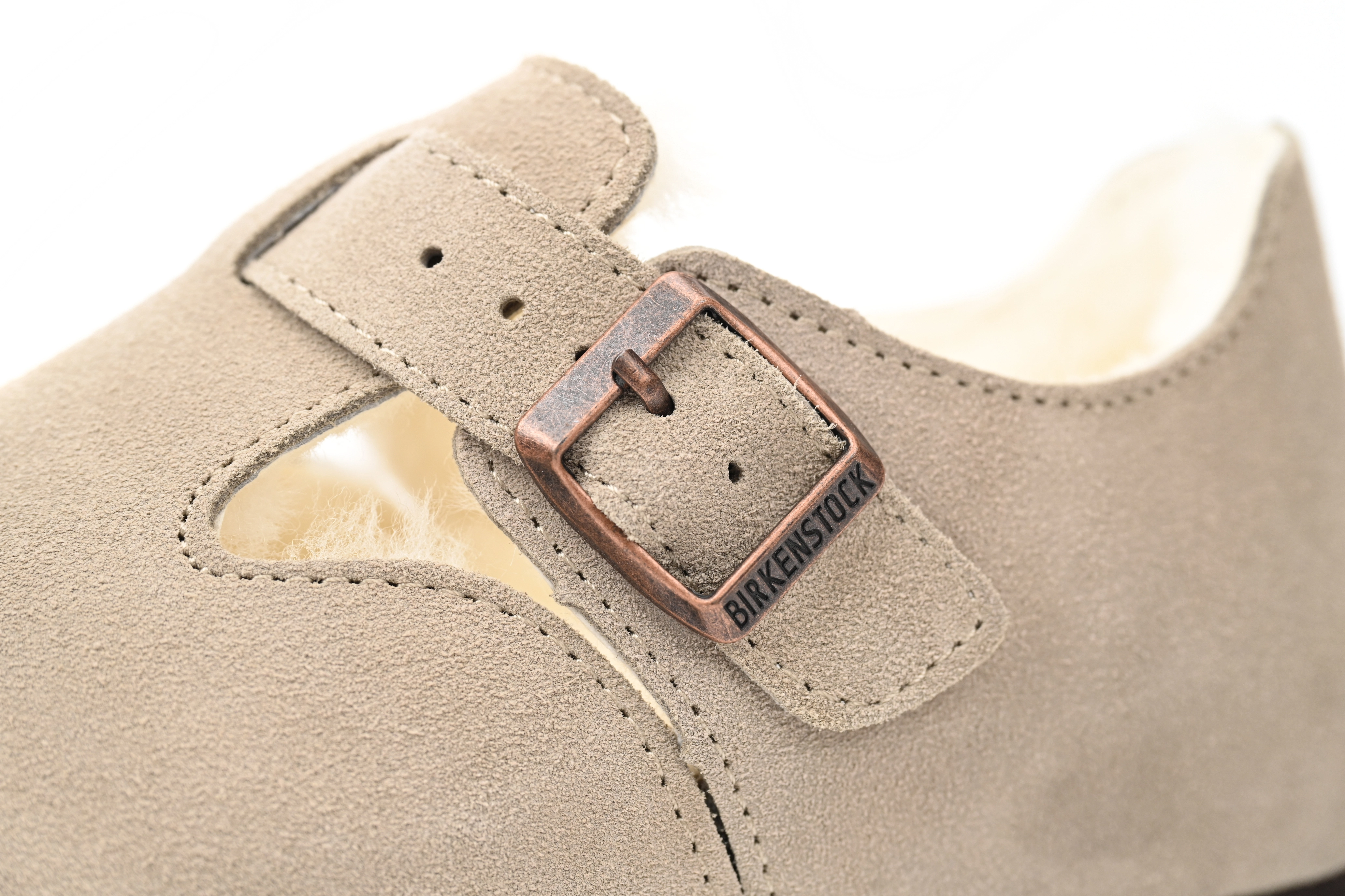 Birkenstock London Shearling Kith Faded Beige E14D010N6L