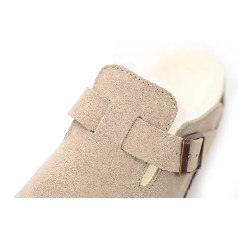 Birkenstock Boston Shearling Coin Suede Beige E14T002N6L