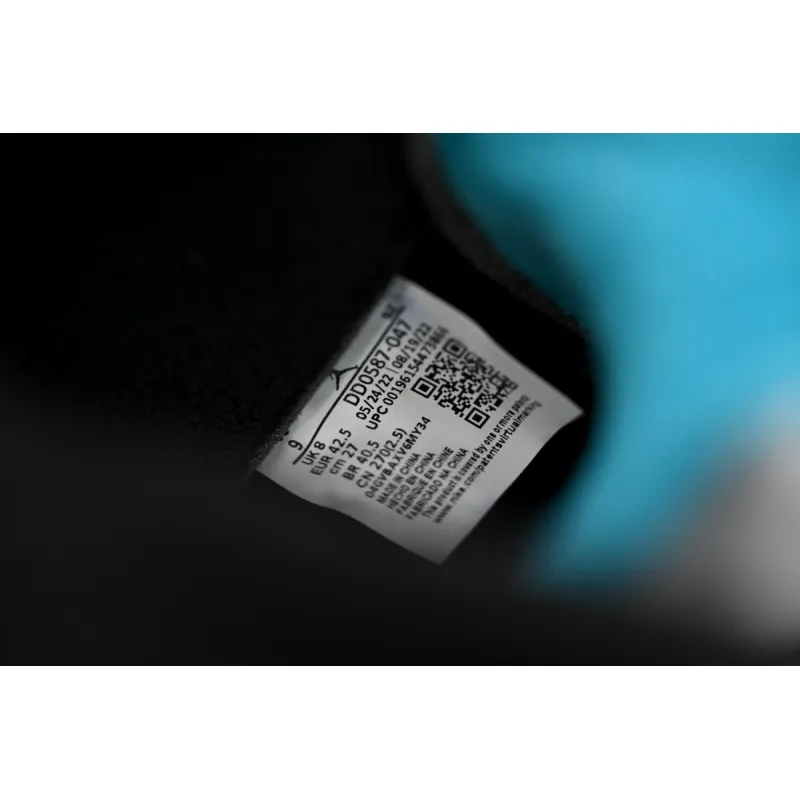 Air Jordan 5 "Noir/Aquatone/Taxe" DD0587-047