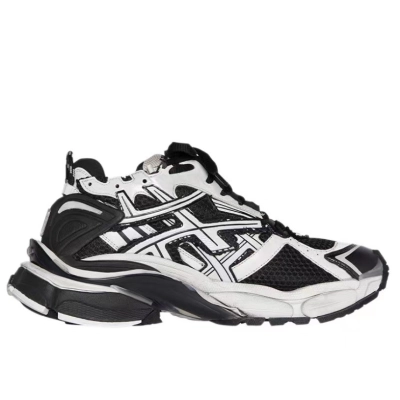 Balenciaga Runner Black White 677402W3RB29010 02