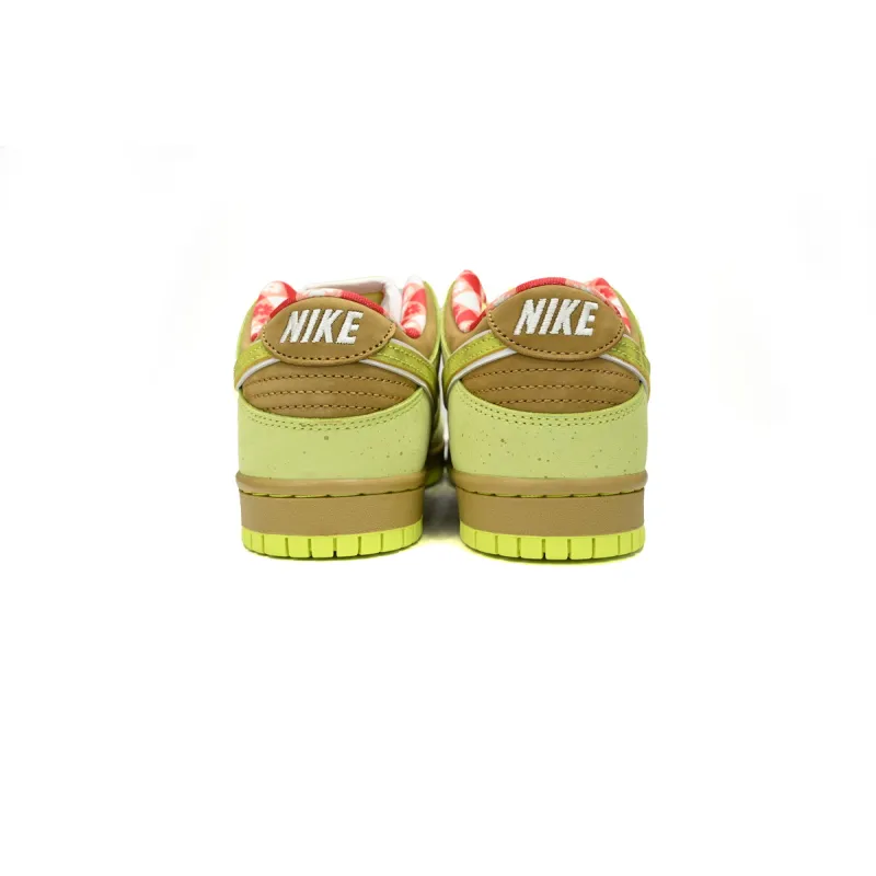 CONCEPTS × Nike Dunk SB Fluorescent Yellow Lobster BV1310-566 
