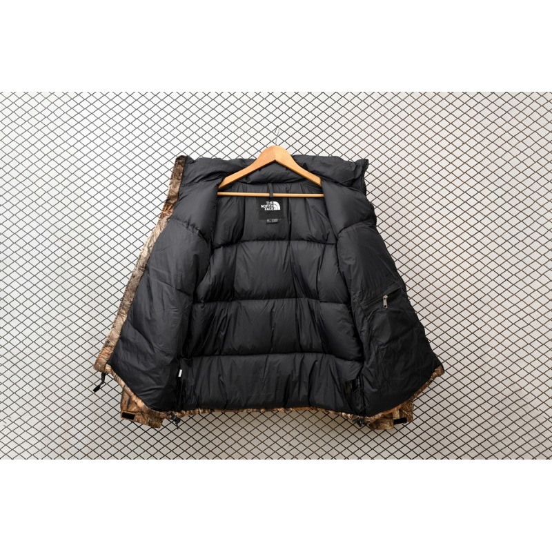 TheNorthFace Splicing White And Maple Leaf