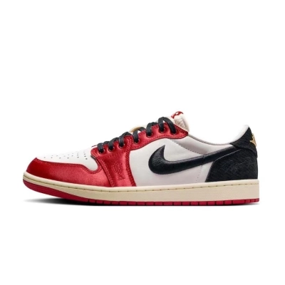 Jordan 1 Retro Low OGTrophy Room Away 01