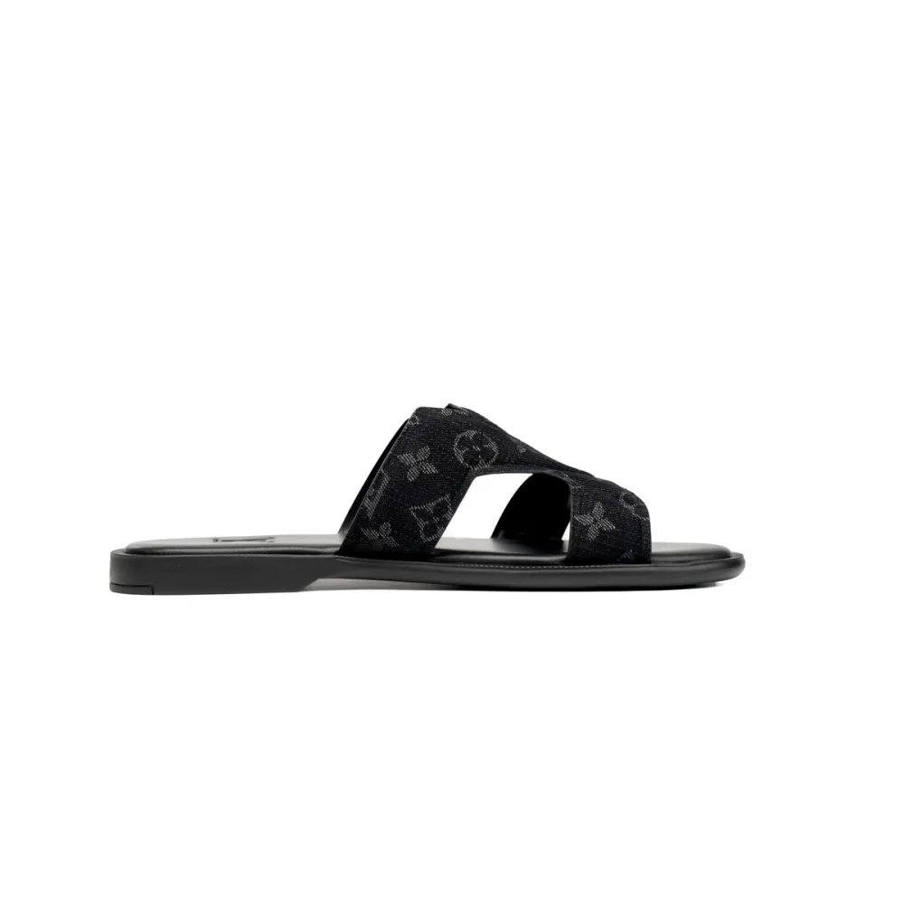 Louis Vuitton Oasis Black Cloth 1AC69L