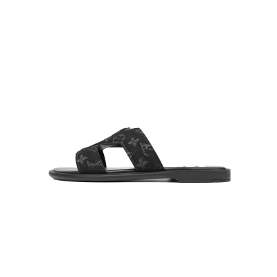 Louis Vuitton Oasis Black Cloth 1AC69L 01