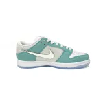 Nike SB Dunk Low April Skateboards FD2562-400 