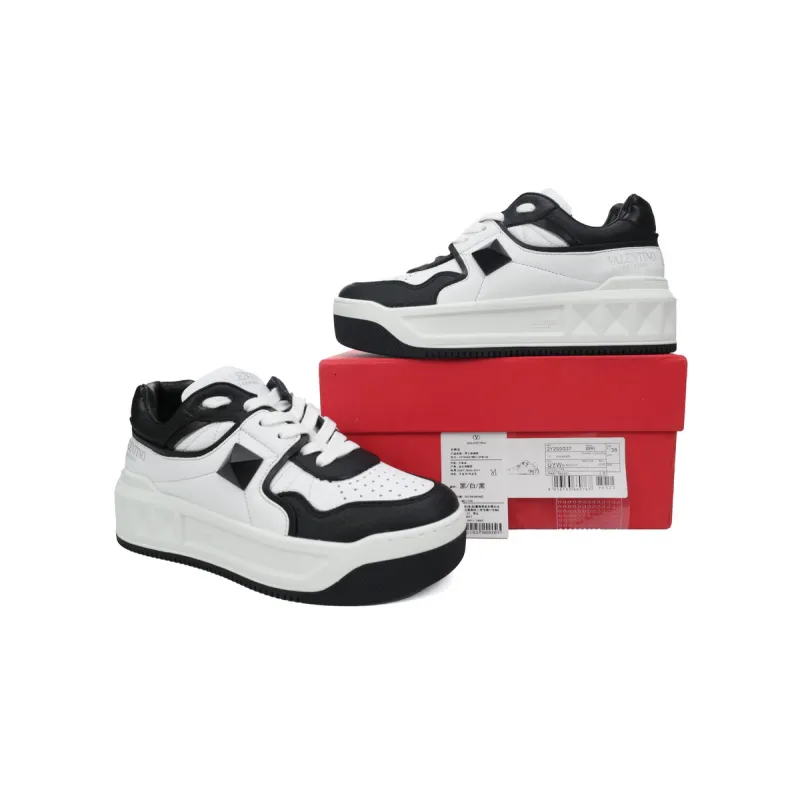 Valentino Garavani One Stud Low 'White Black'