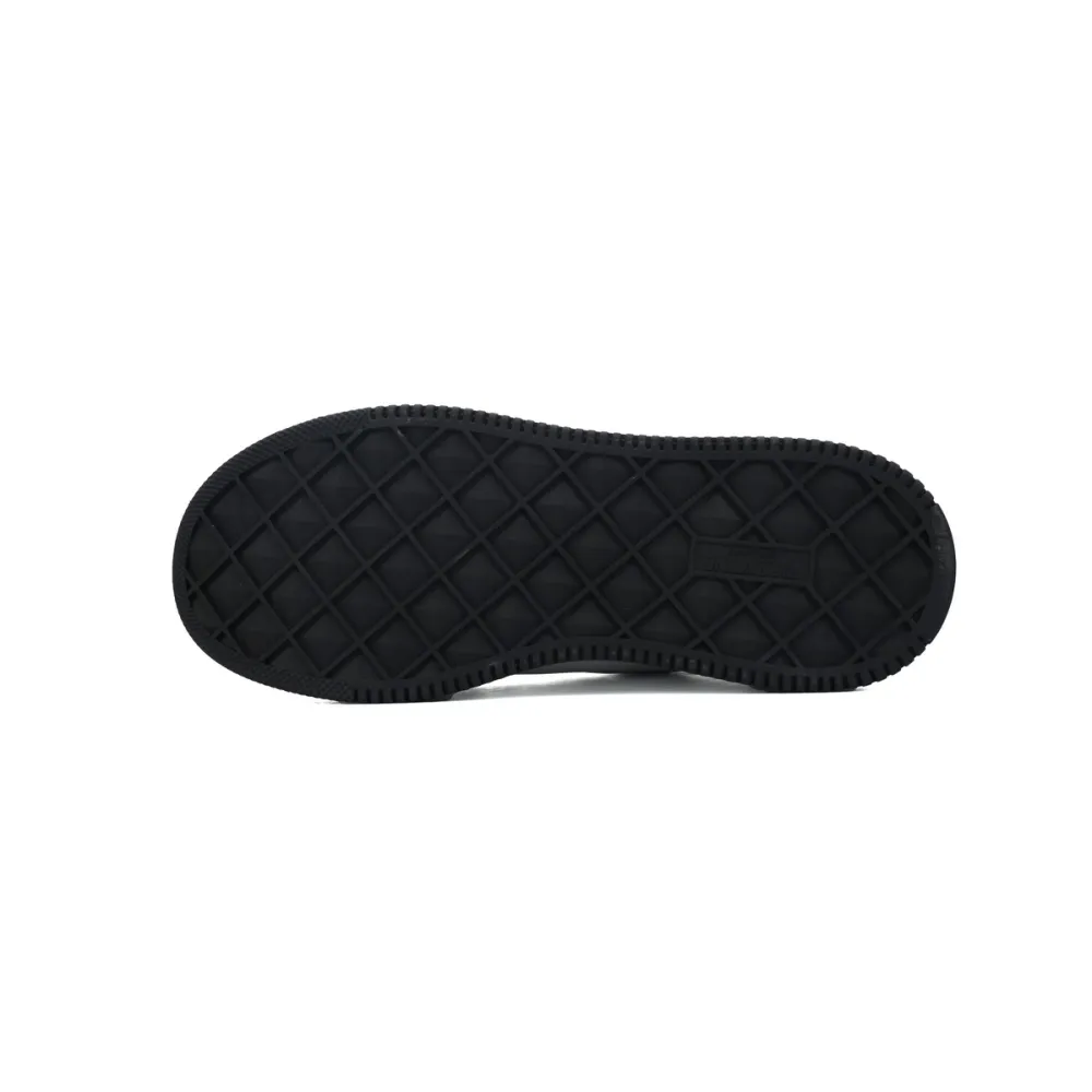 Valentino Garavani One Stud Low 