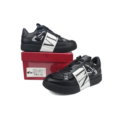 Valentino Garavani VL7N Low Sneakers Black 02