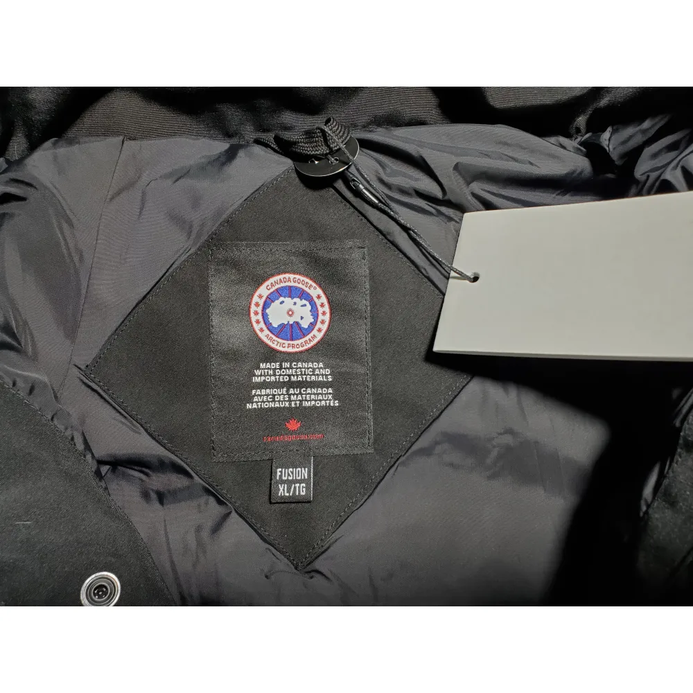  CANADA GOOSE Wyndham Black