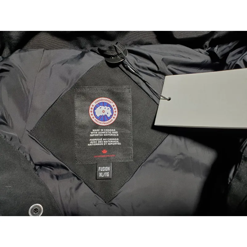  CANADA GOOSE Wyndham Black
