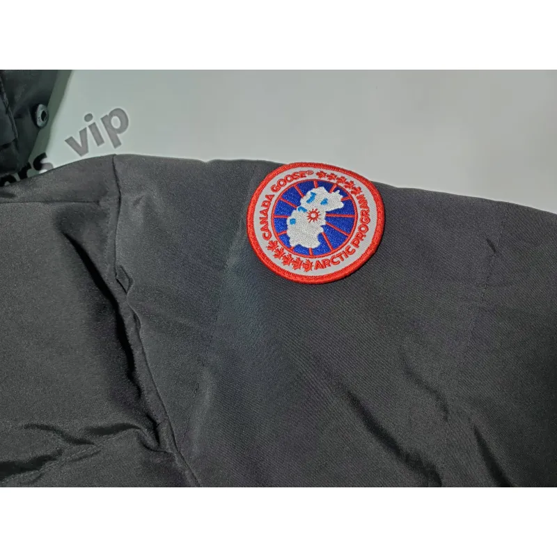 CANADA GOOSE Wyndham Black