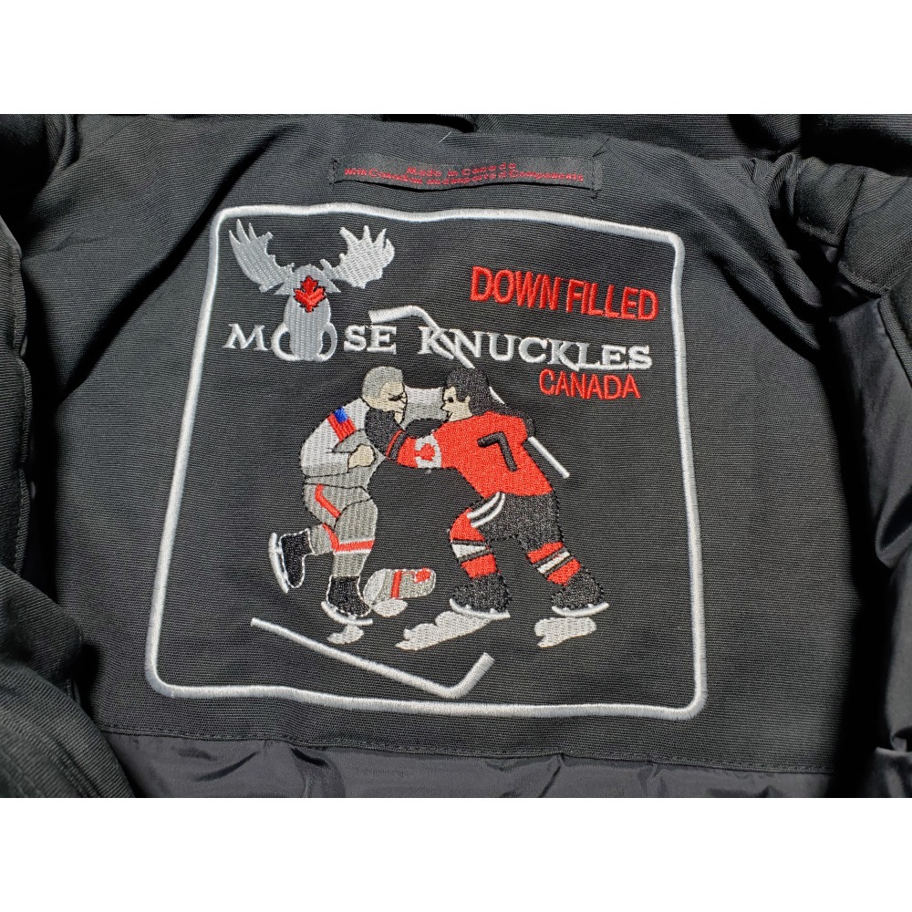  Moose Knuckles Original Ballistic Bomber Jacket Black Fur（NFC)