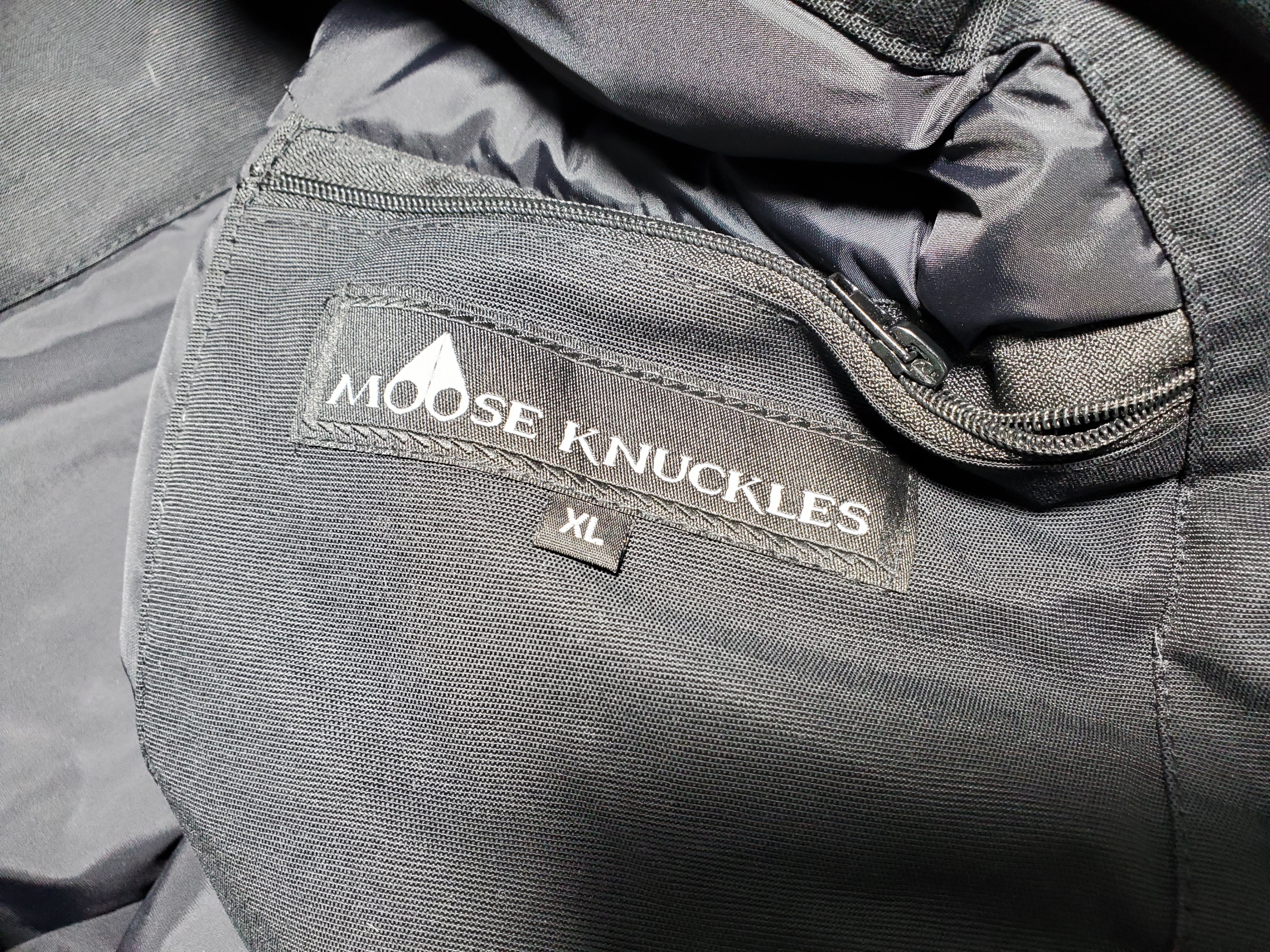 Moose Knuckles Original Ballistic Bomber Jacket Black Fur(NFC)