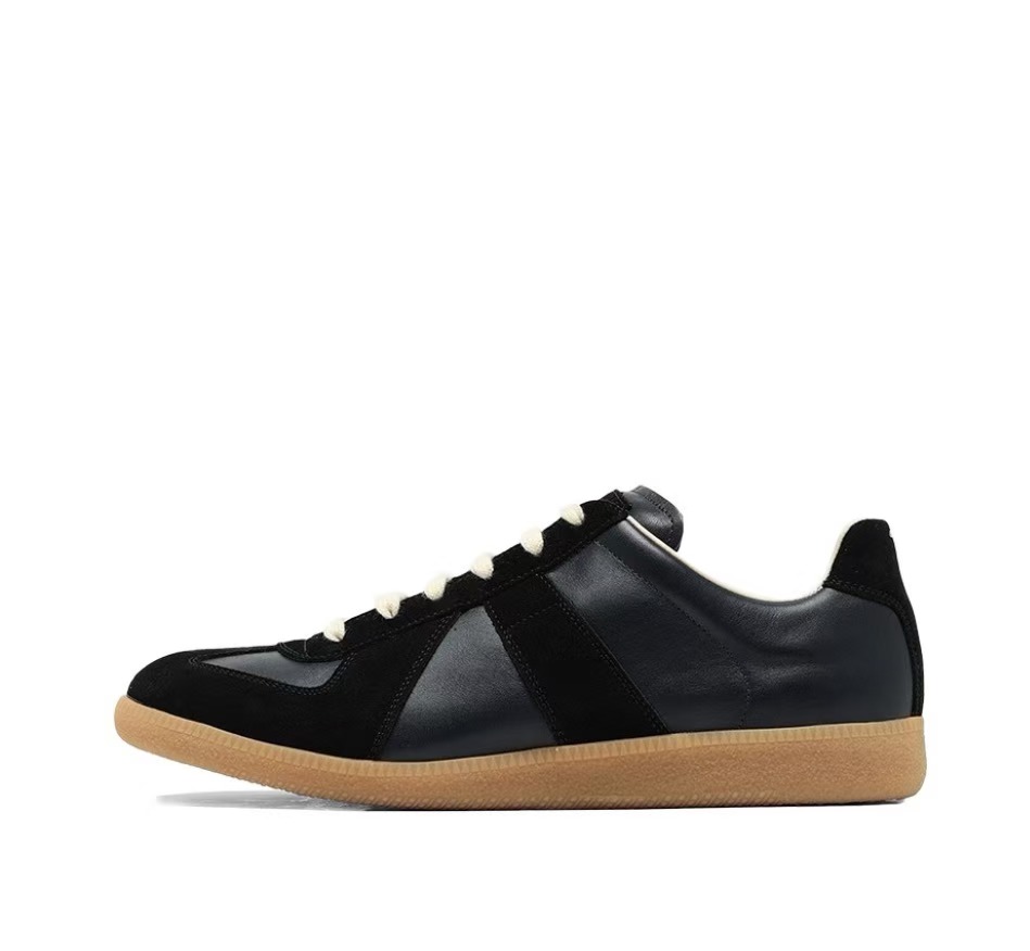 Maison Margiela Replica low-top leather sneakers Black S57WS0236P1895