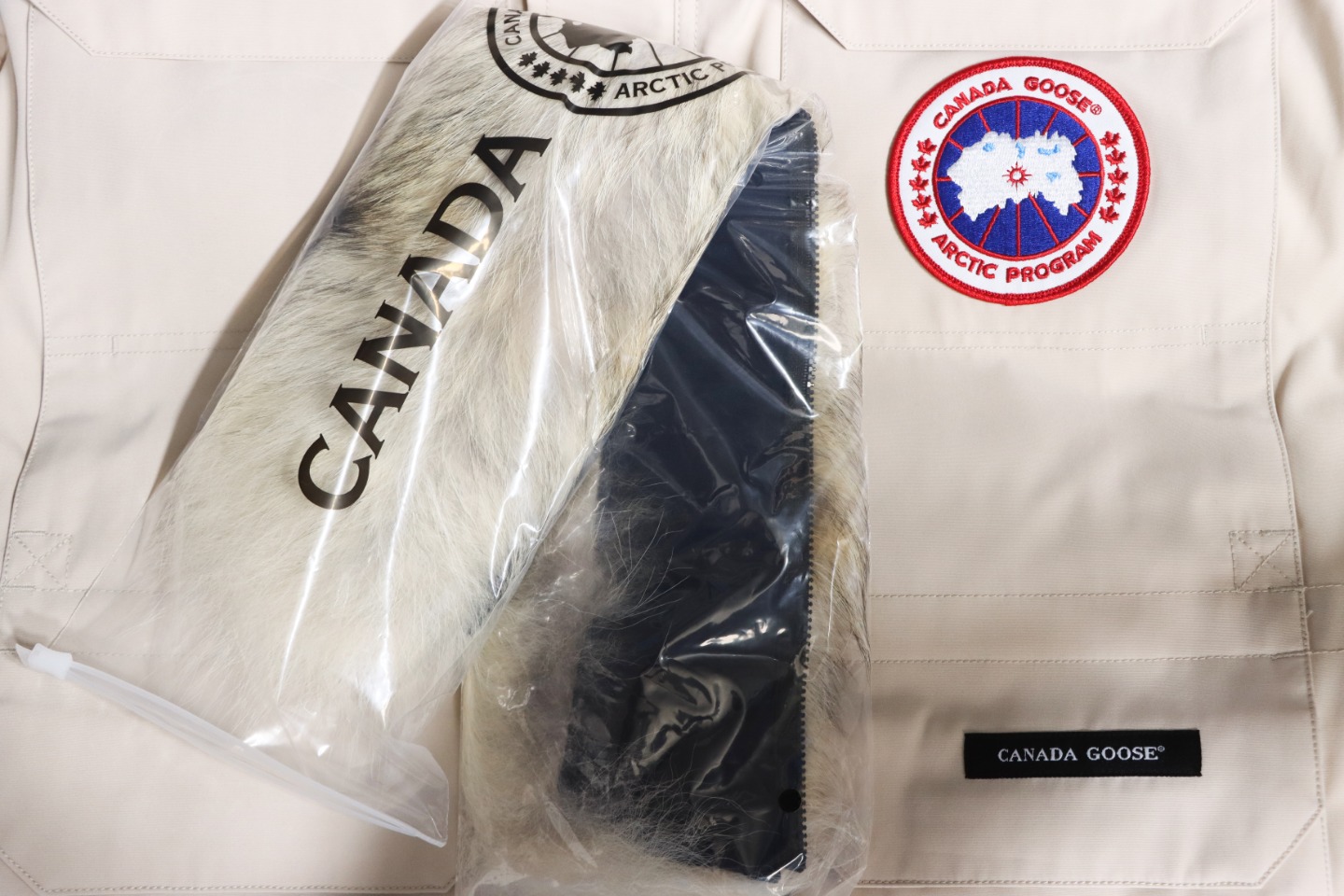 Canada Goose Down Jacket Beige