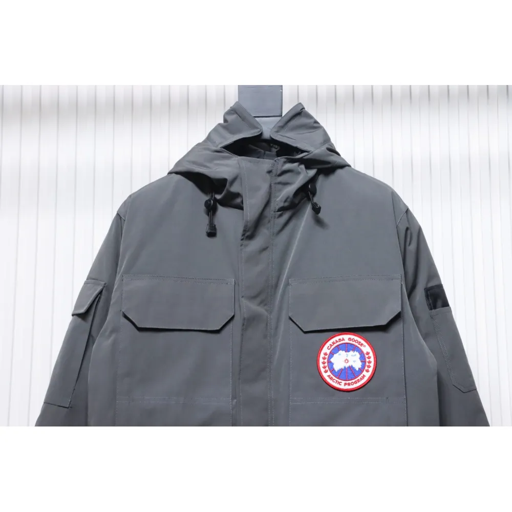 CANADA GOOSE Grey (down jacket)