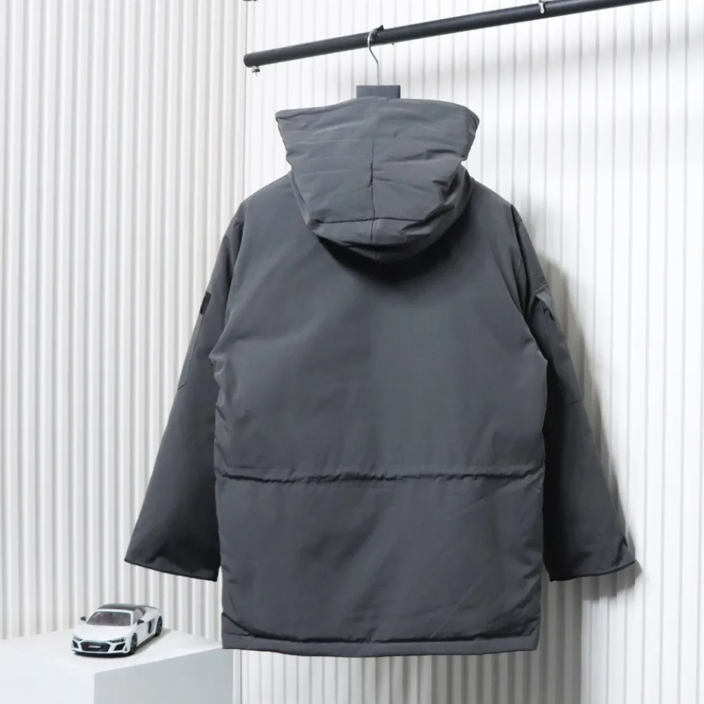 CANADA GOOSE Grey (down jacket)