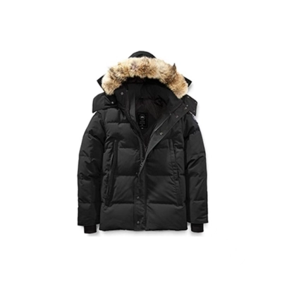 Canada Goose Black Label Wyndham Parka Black 01
