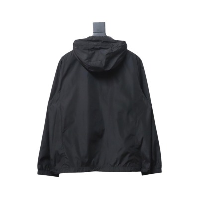 Moncler light jacket 02
