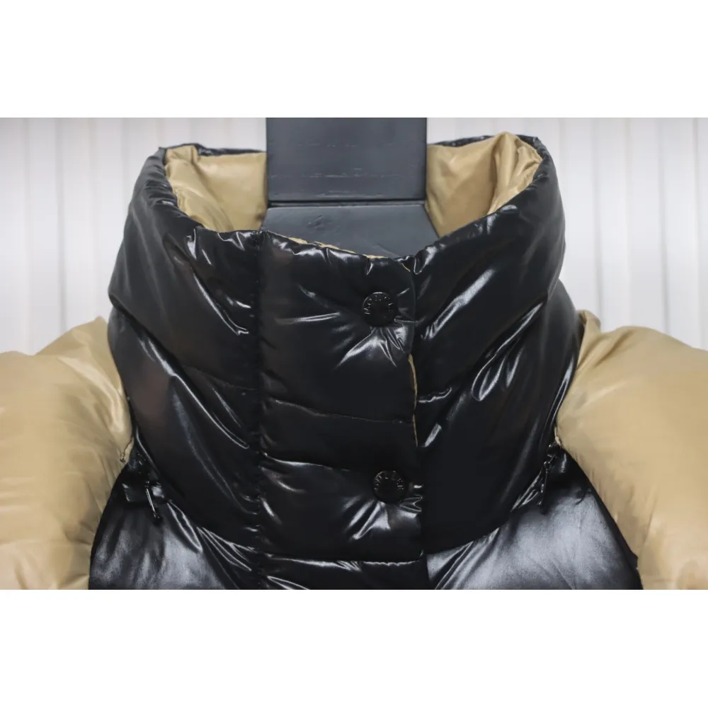Moncler Luzule New Classic Short Down Detachable Hooded Vest