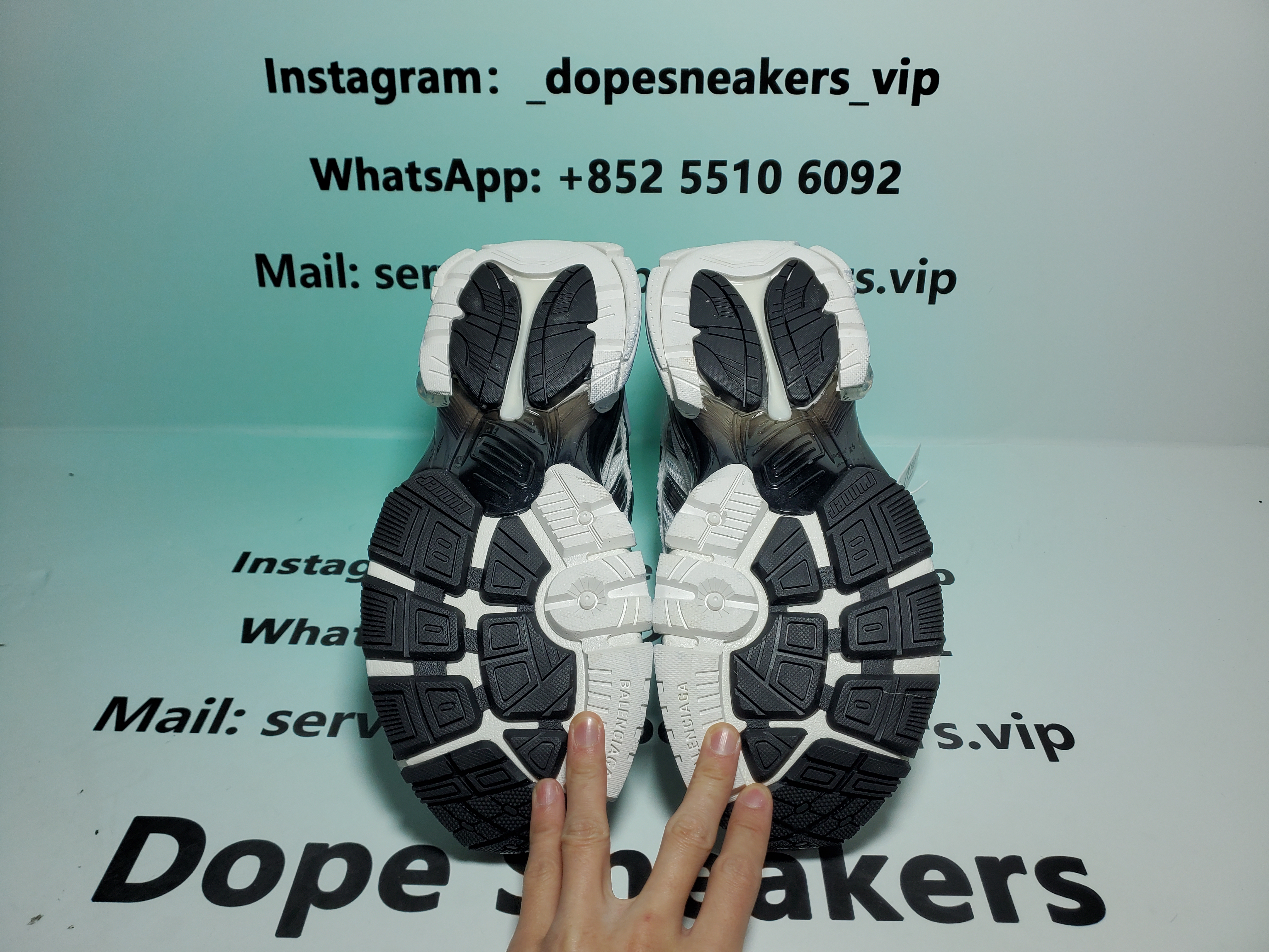 Balenciaga Runner Sneaker'Gradient -White Black'
