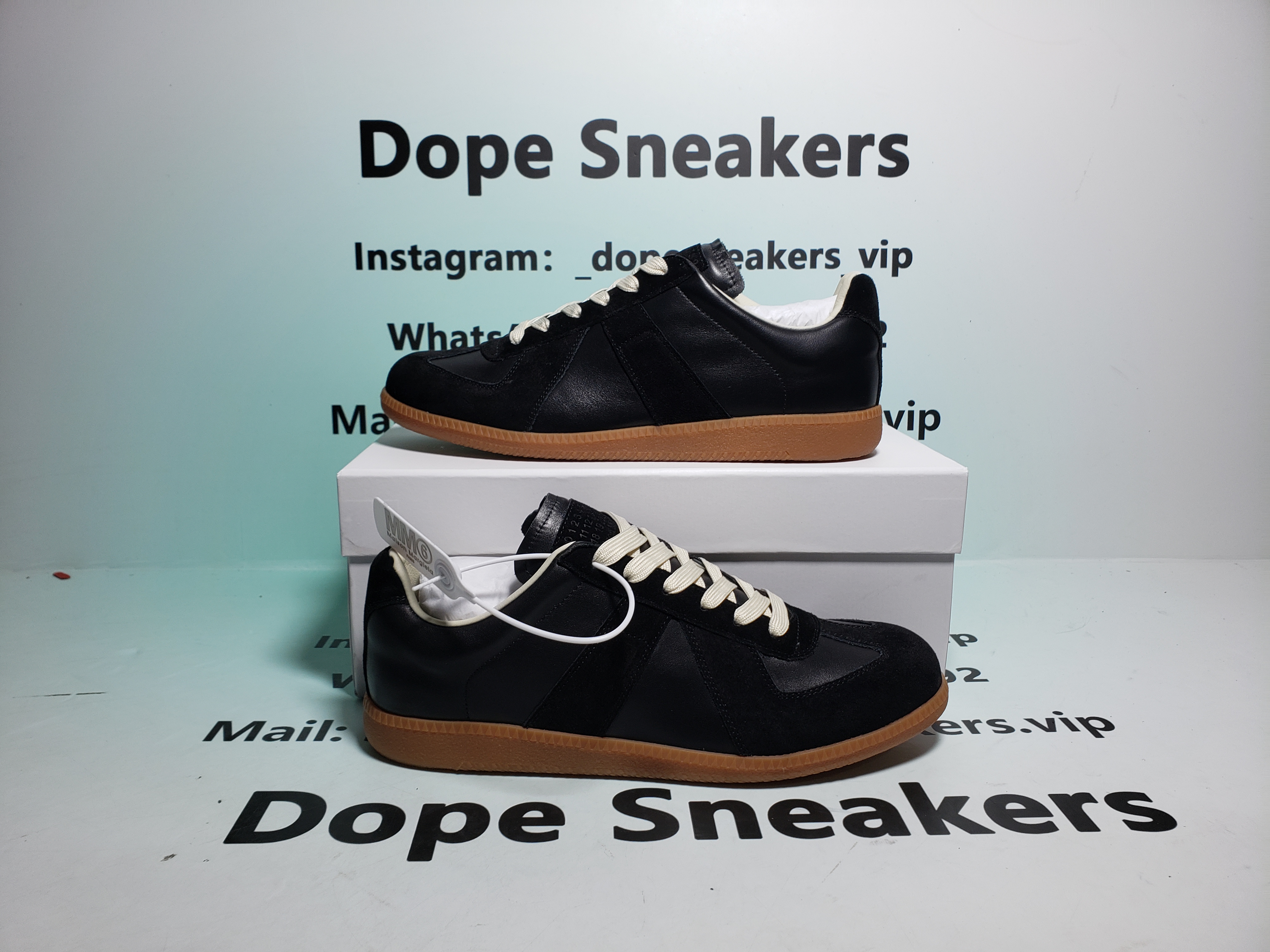 Maison Margiela Replica low-top leather sneakers Black S57WS0236P1895