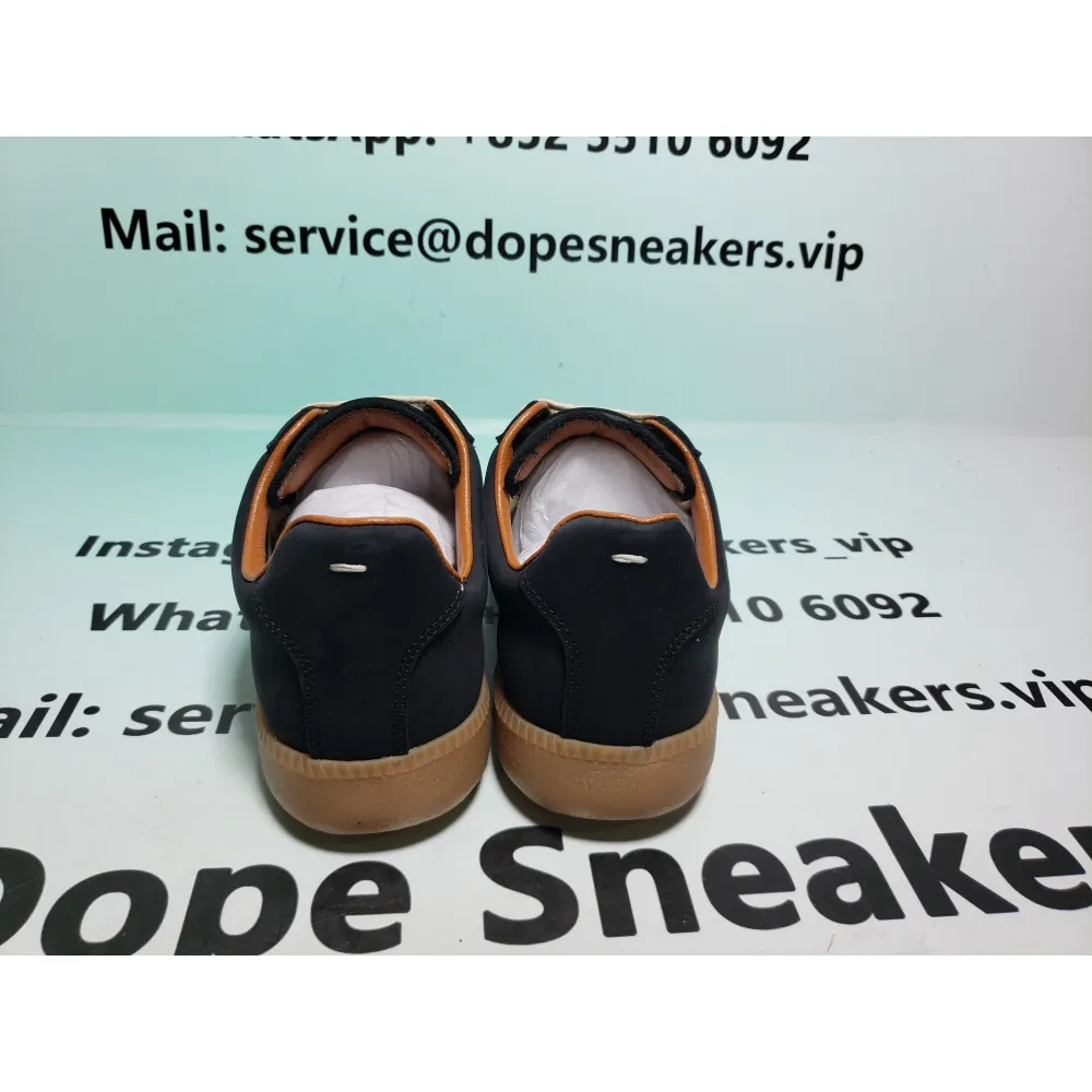 Maison Margiela Black Paint Replica Sneakers S58WS0101P1892963