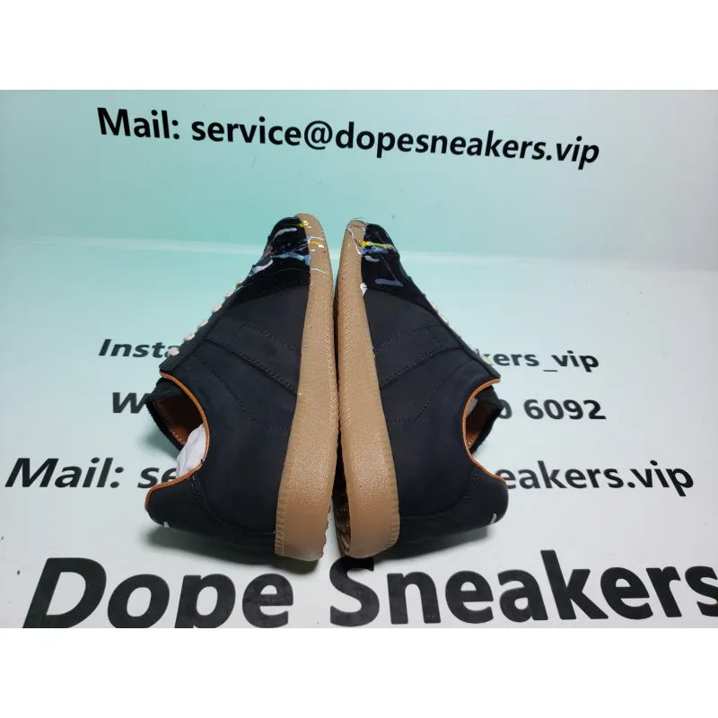 Maison Margiela Black Paint Replica Sneakers S58WS0101P1892963