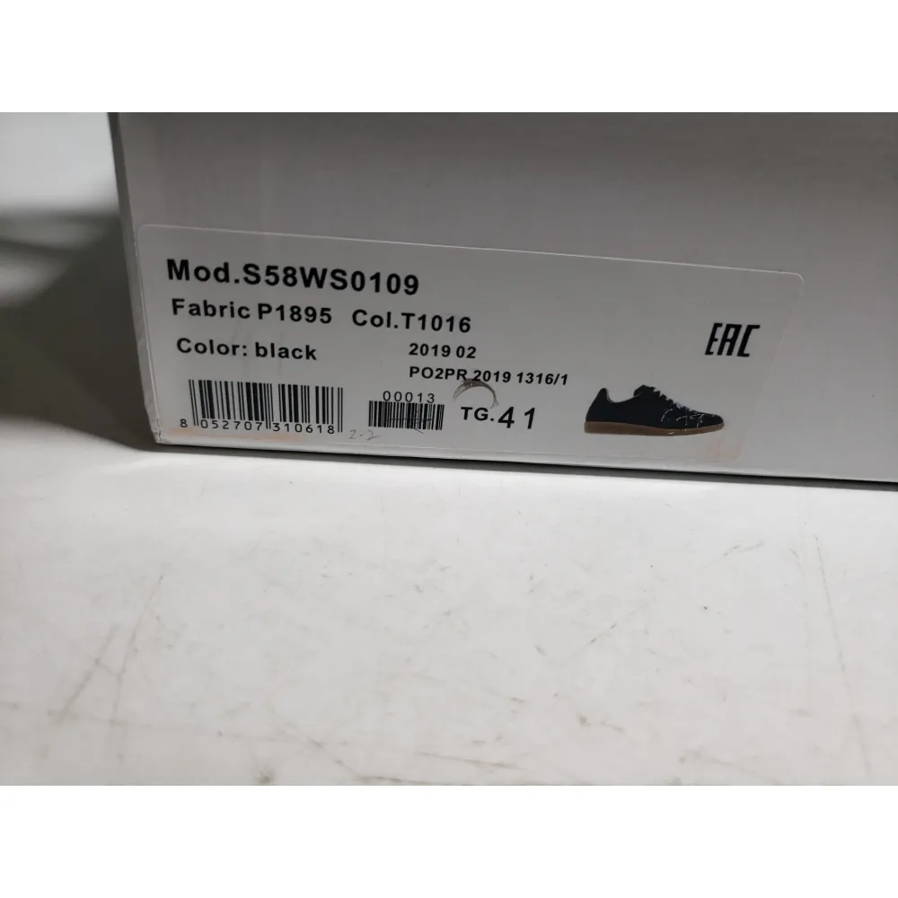 Maison Margiela Black Paint Replica Sneakers S58WS0101P1892963