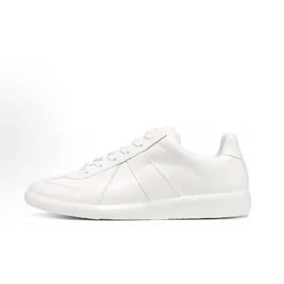 Maison Margiela low-top leather sneakers White S58WS0109P4487T1003