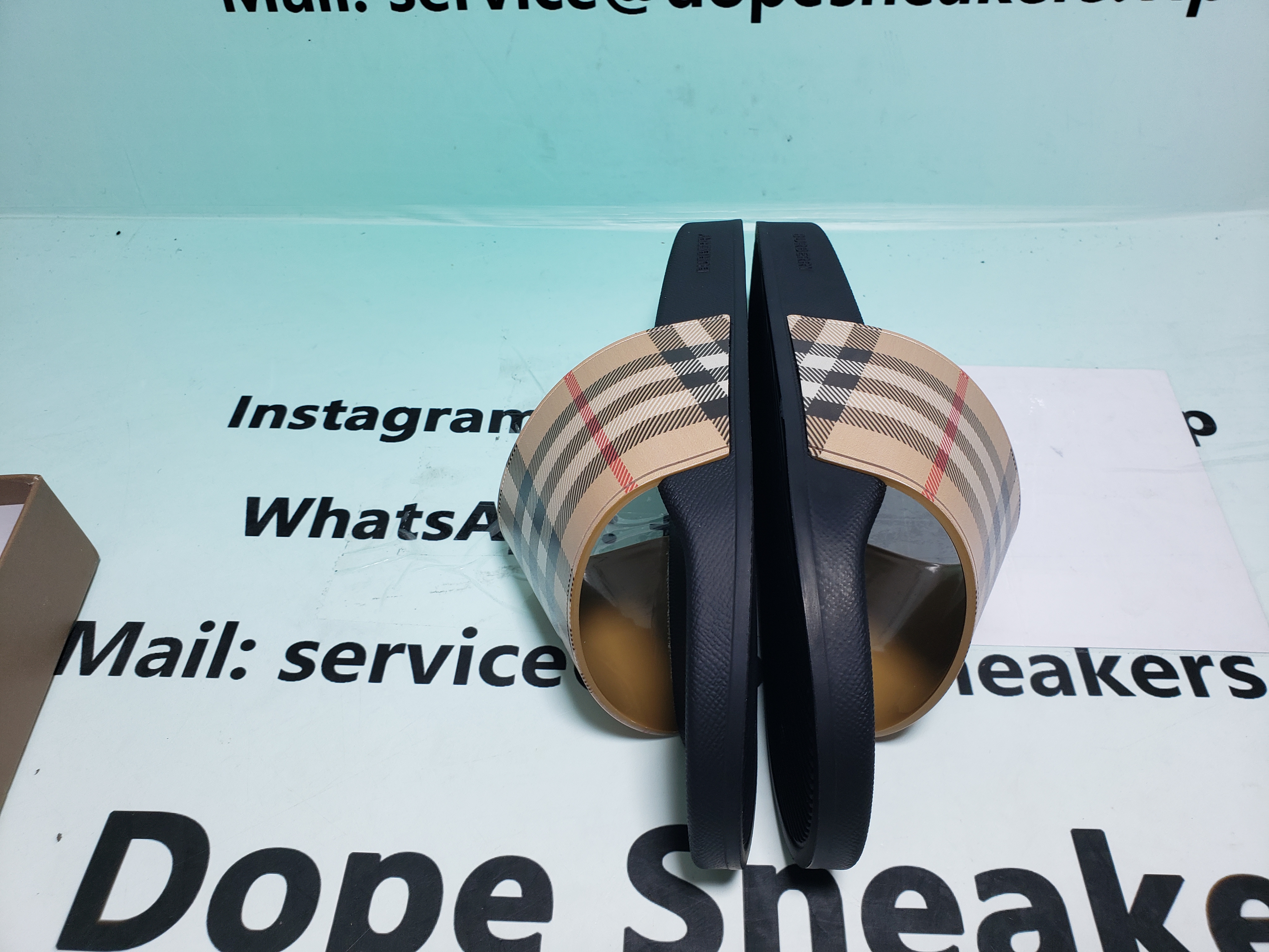 Burberry Slides Archive Beige