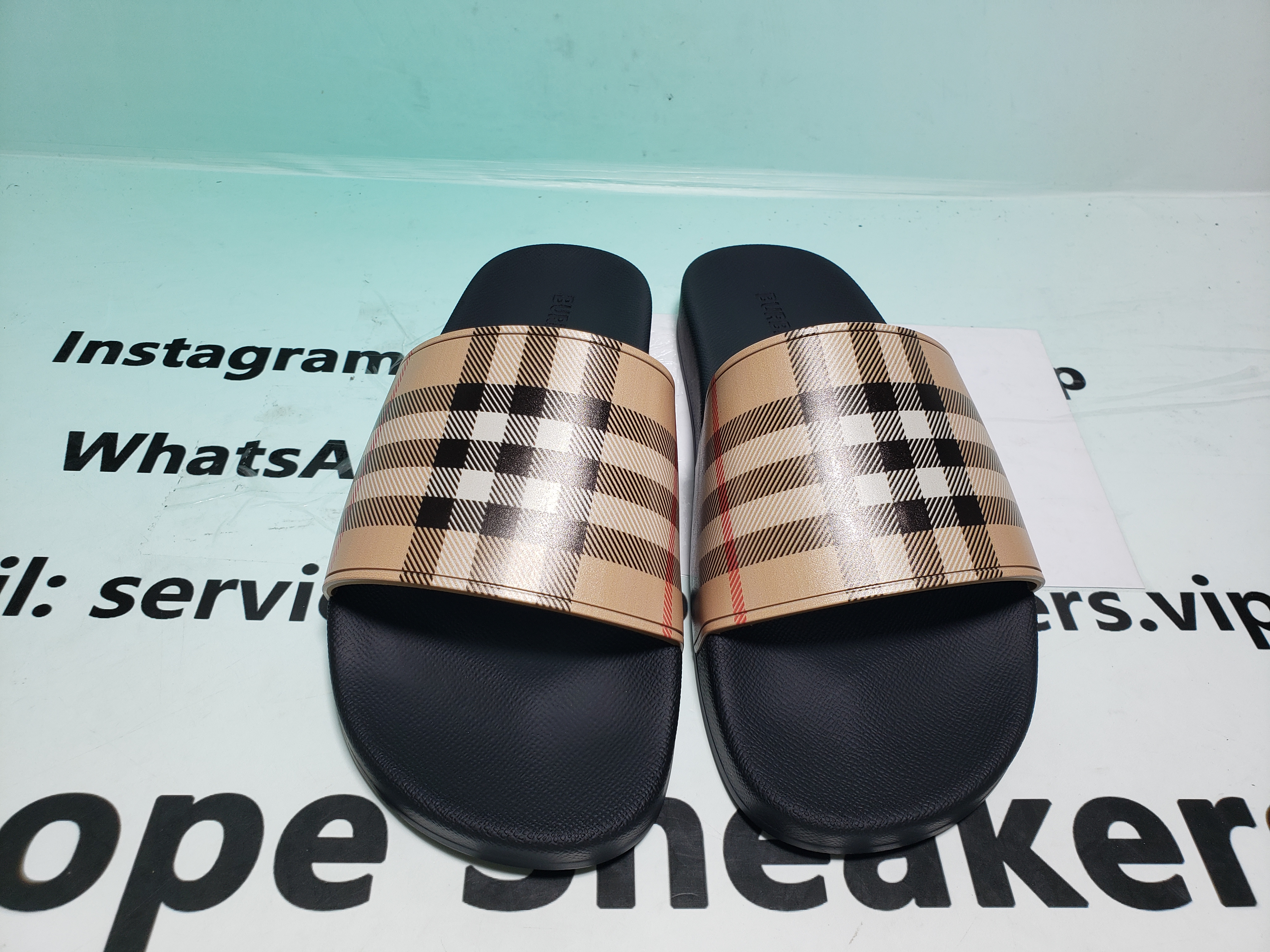 Burberry Slides Archive Beige