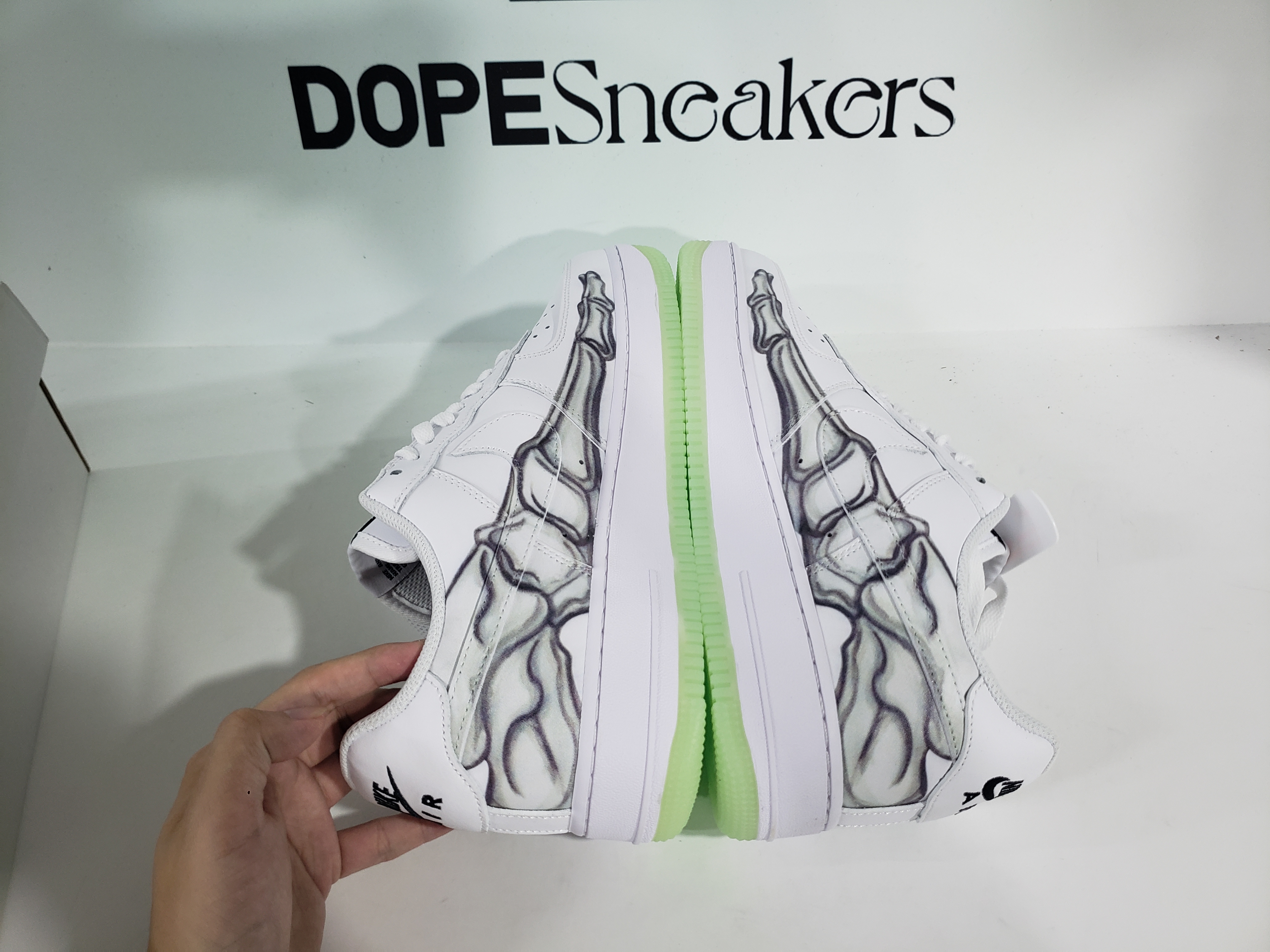 Nike Air Force 1 Low Skeleton Halloween (2018) BQ7541-100