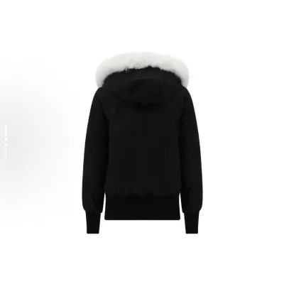 Moose Knuckles Jacket White Fur（NFC) M32LB002S1001 02