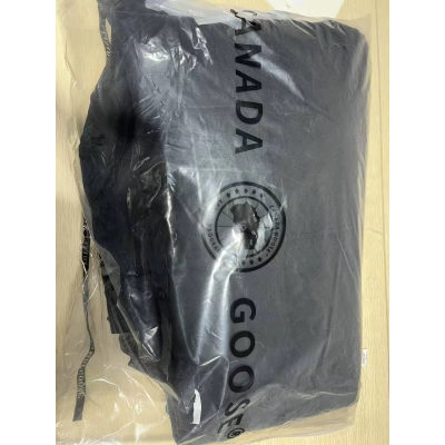 Canada Goose Black Label Wyndham Parka Black 02