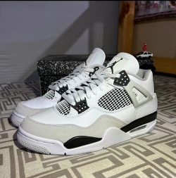 Air Jordan 4 Retro Military Black DH6927-11 review Carey Job 01