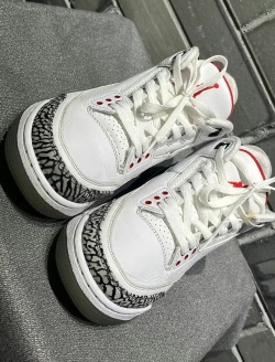 Air Jordan 3 Retro Free Throw Line White Cement  923096-101(2018) review Burgess Ingersoll