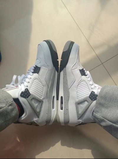 Air Jordan 4 Retro White Cement 840606-192 review Hamiltion Lincoln