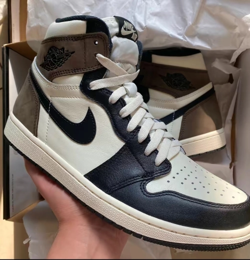 Air Jordan 1 Retro High OG 'Dark Mocha'  555088-105 review 